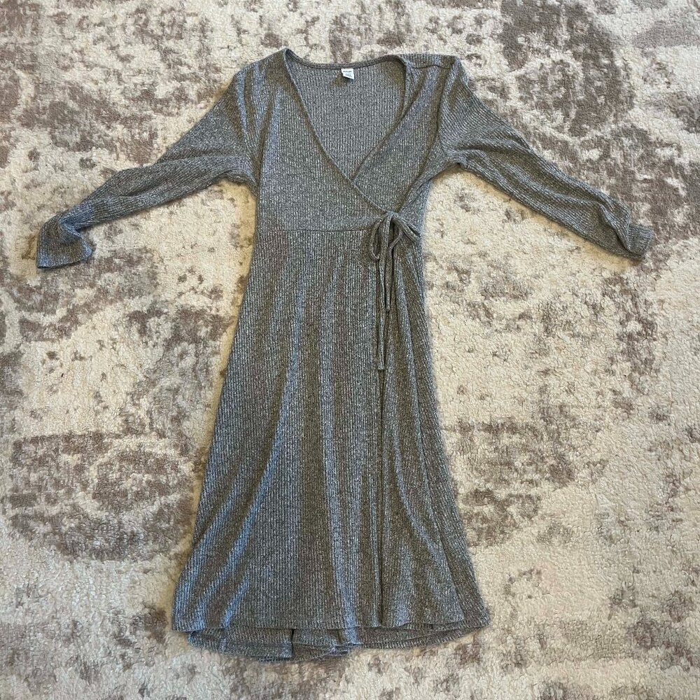 Old Navy Rib-Knit Waist-Defined Wrap Dress for Women, small petite, gray